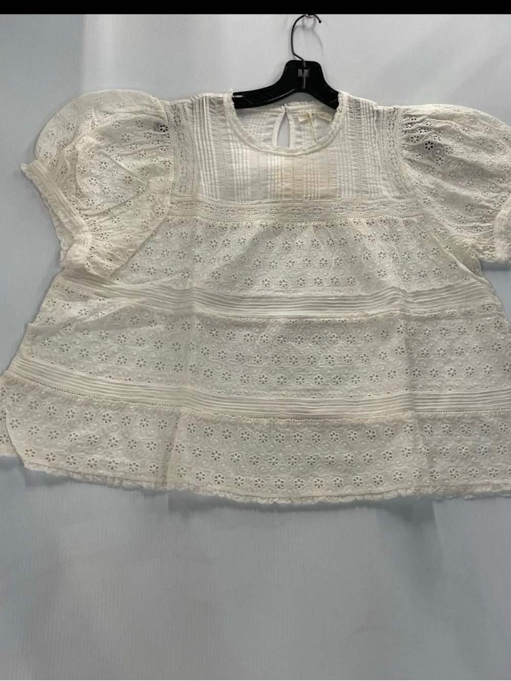 Doen Ivory Eyelet Puff-Sleeve Cotton Top